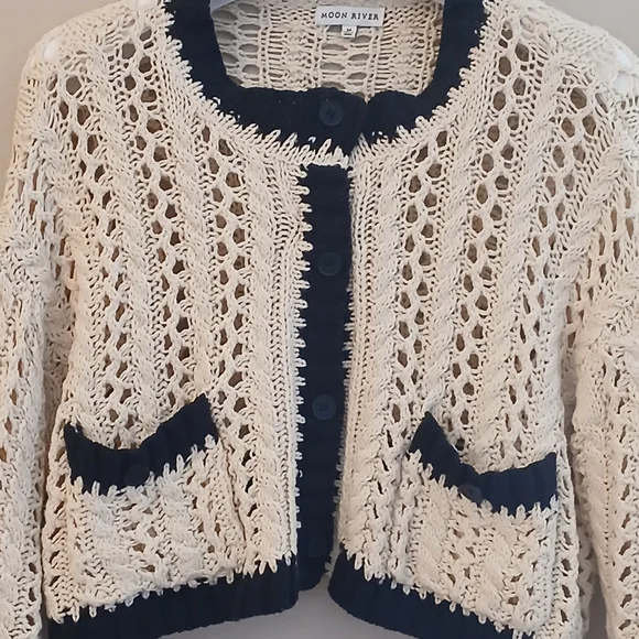 Kookai Women's Cream and Black Sweater - Picture 2 of 10